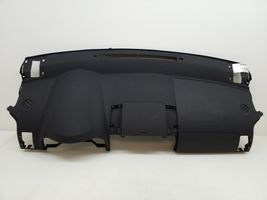 Toyota Corolla Verso AR10 Armaturenbrett Cockpit 553020F010