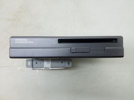 Toyota Previa (XR30, XR40) II Panel / Radioodtwarzacz CD/DVD/GPS 0866200880