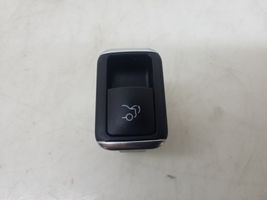 Mercedes-Benz E W212 Interruptor para abrir la puerta trasera A2129059200