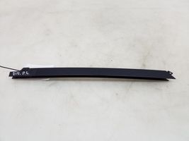 Mercedes-Benz ML W164 Rail de pare-brise de porte arrière A1647300219