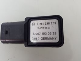 Mercedes-Benz GLK (X204) Sensor / Fühler / Geber A0071530528