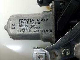 Toyota Avensis T270 Задний електрический механизм для подъема окна без двигателя 8572005060