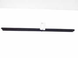 Toyota Verso Moulure/baguette de porte avant 681720F020