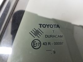Toyota Verso Szyba karoseryjna drzwi tylnych 681230F010
