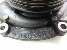 Mercedes-Benz C W203 Pompe de circulation d'eau A6422010410