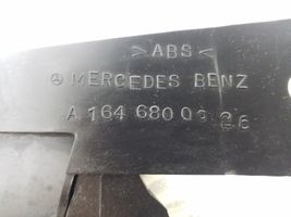 Mercedes-Benz GL X164 Muu moottoritilan osa A1646800926