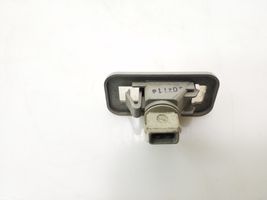 Toyota RAV 4 (XA30) Lampa oświetlenia tylnej tablicy rejestracyjnej 8127002070