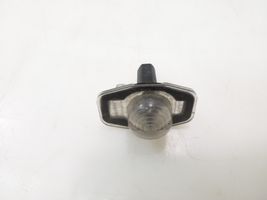 Toyota Auris 150 Lampa oświetlenia tylnej tablicy rejestracyjnej 8127012520