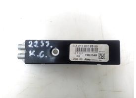 Mercedes-Benz CLS C218 X218 Antenas pastiprinātājs A2128202689