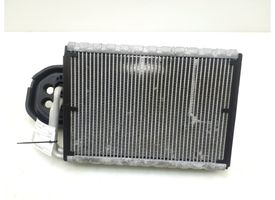 Mercedes-Benz CLS C218 X218 Gaisa kondicioniera radiators (salonā) A2048300258