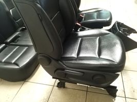 Mercedes-Benz B W246 W242 Tapicerka / Komplet 