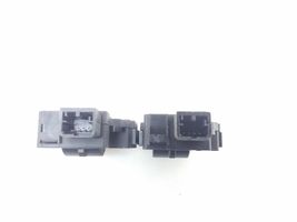 Mercedes-Benz R W251 Motorino attuatore aria A1669060008