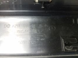 Mercedes-Benz R W251 Takaoven kynnyksen suojalista A25168003359051