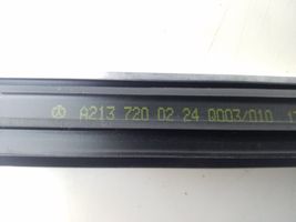 Mercedes-Benz E W213 Moulure de vitre de la porte avant A2137200224