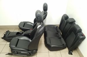 Mercedes-Benz A W177 Set interni 