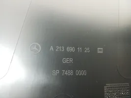 Mercedes-Benz E W213 (B) statņa dekoratīvā apdare (apakšdaļa) A2136901125