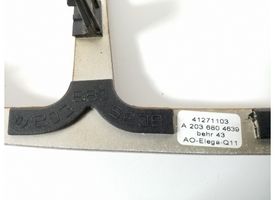 Mercedes-Benz C W203 Panelės apdaila A2036804639