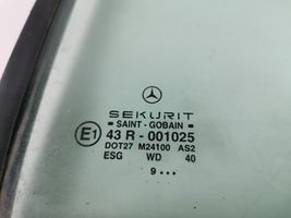 Mercedes-Benz E W210 Vetro del deflettore posteriore 
