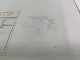 Toyota RAV 4 (XA20) Priekšējo durvju stikls(divdurvju mašīnas) 68102-42090