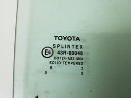 Toyota Corolla E120 E130 Основное стекло задних дверей 68103-02080