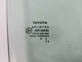 Toyota Avensis T220 Etuoven ikkunalasi, neliovinen malli 68101-05020