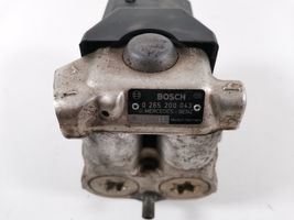 Mercedes-Benz S W140 ABS Pump A0014318012