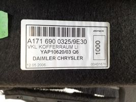 Mercedes-Benz SLK R171 Tavaratilan sivuverhoilu A1716900325