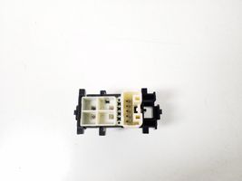 Scion xD Interrupteur commade lève-vitre 84810-52030