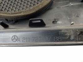 Mercedes-Benz E W211 Altro elemento di rivestimento della portiera anteriore A2117270788