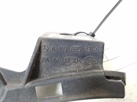 Mercedes-Benz A W169 Support de pare-chocs arrière A1698851363