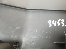 Toyota Prius+ (ZVW40) Rivestimento montante (B) (fondo) 62413-47060