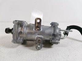 Toyota Land Cruiser (J150) Alloggiamento del filtro del carburante 23300-11231