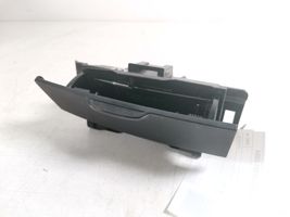 Toyota Corolla Verso E121 Cendrier avant 74104-13020