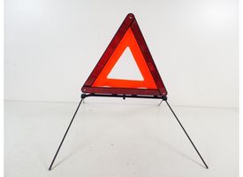 Toyota Hilux (AN10, AN20, AN30) Emergency warning sign 