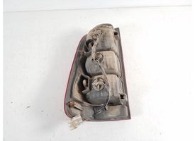 Toyota Hilux (AN10, AN20, AN30) Lampa tylna 81550-0K030