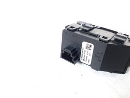 Mercedes-Benz GLK (X204) Interruptor/palanca de limpiador de luz de giro A2048706558