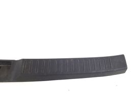 Toyota Corolla Verso AR10 Protection de seuil de coffre 64716-0F010