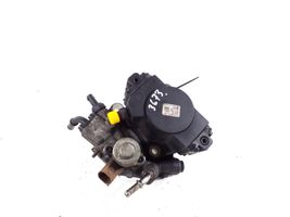 Mercedes-Benz B W246 W242 Pompe d'injection de carburant à haute pression A6510701801