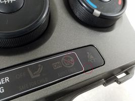 Toyota Auris 150 Ilmastoinnin ohjainlaite/moduuli 55406-02160