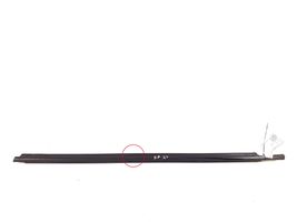 Toyota Corolla E120 E130 Moulure de vitre de la porte avant 75720-12740