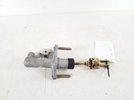 Toyota Corolla E120 E130 Główny cylinder sprzęgła 31420-20070