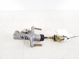 Toyota Corolla E120 E130 Główny cylinder sprzęgła 31420-05020