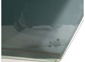 Mercedes-Benz C W204 Vitre de fenêtre porte arrière A2047350110
