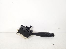 Toyota Yaris Verso Leva/interruttore dell’indicatore di direzione e tergicristallo 84140-52020