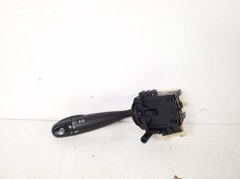 Toyota Yaris Verso Leva/interruttore dell’indicatore di direzione e tergicristallo 84140-52020