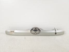 Toyota Matrix (E130) Lampa oświetlenia tylnej tablicy rejestracyjnej 76801-02130