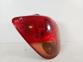 Toyota Corolla Verso E121 Lampa tylna 81561-13540