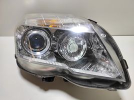 Mercedes-Benz GLK (X204) Lampa przednia A2048207559