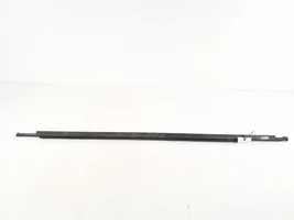 Volkswagen Tiguan Moulure de vitre de la porte avant 5N0837476E