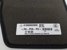 Mercedes-Benz GLS X166 Takaistuintilan tekstiilimatto A1666802600